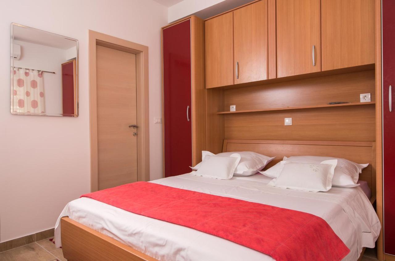 Antonio Appartement Makarska Buitenkant foto