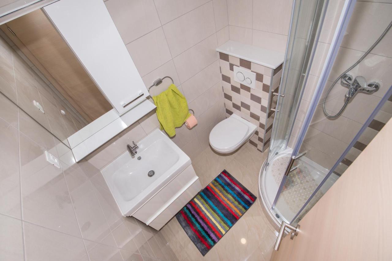 Antonio Appartement Makarska Buitenkant foto