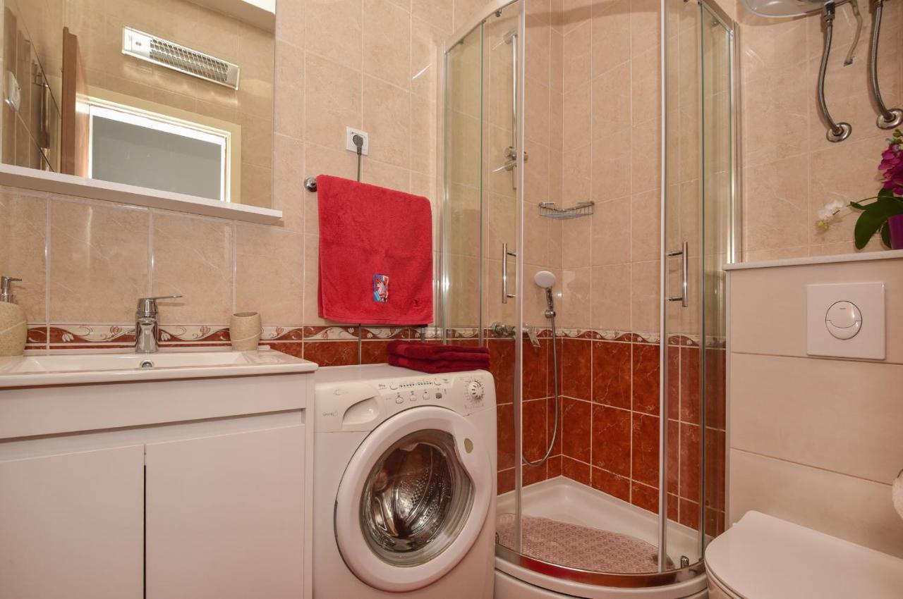 Antonio Appartement Makarska Buitenkant foto