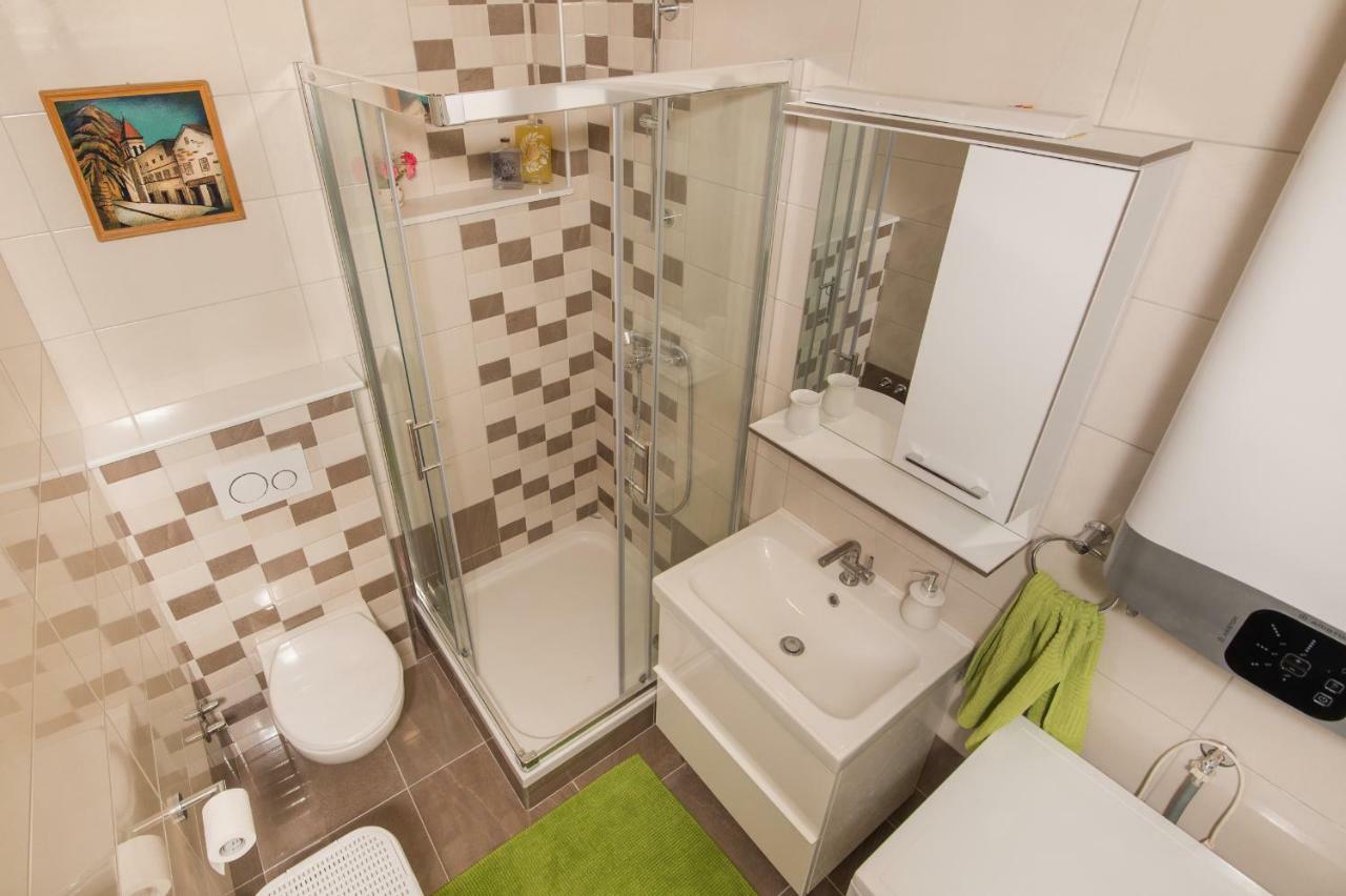 Antonio Appartement Makarska Buitenkant foto
