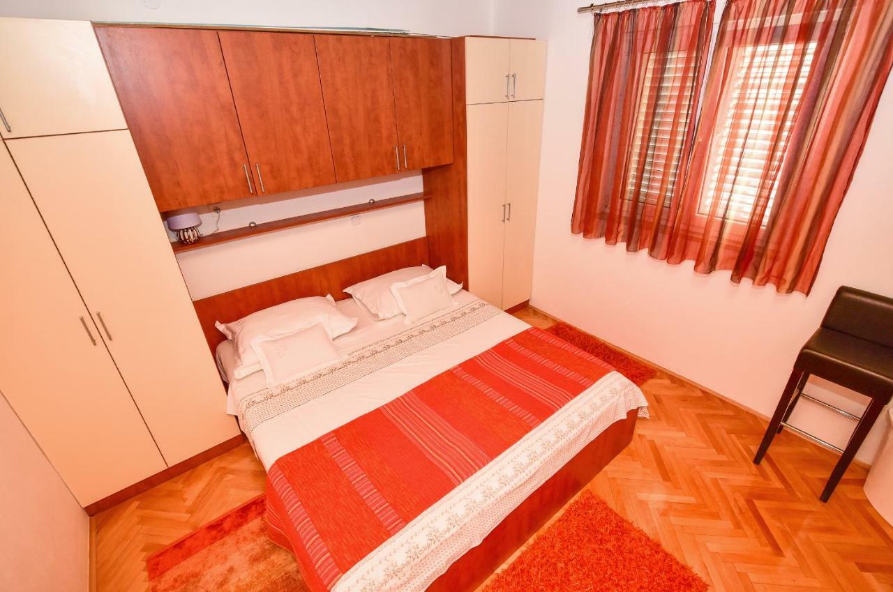 Antonio Appartement Makarska Buitenkant foto