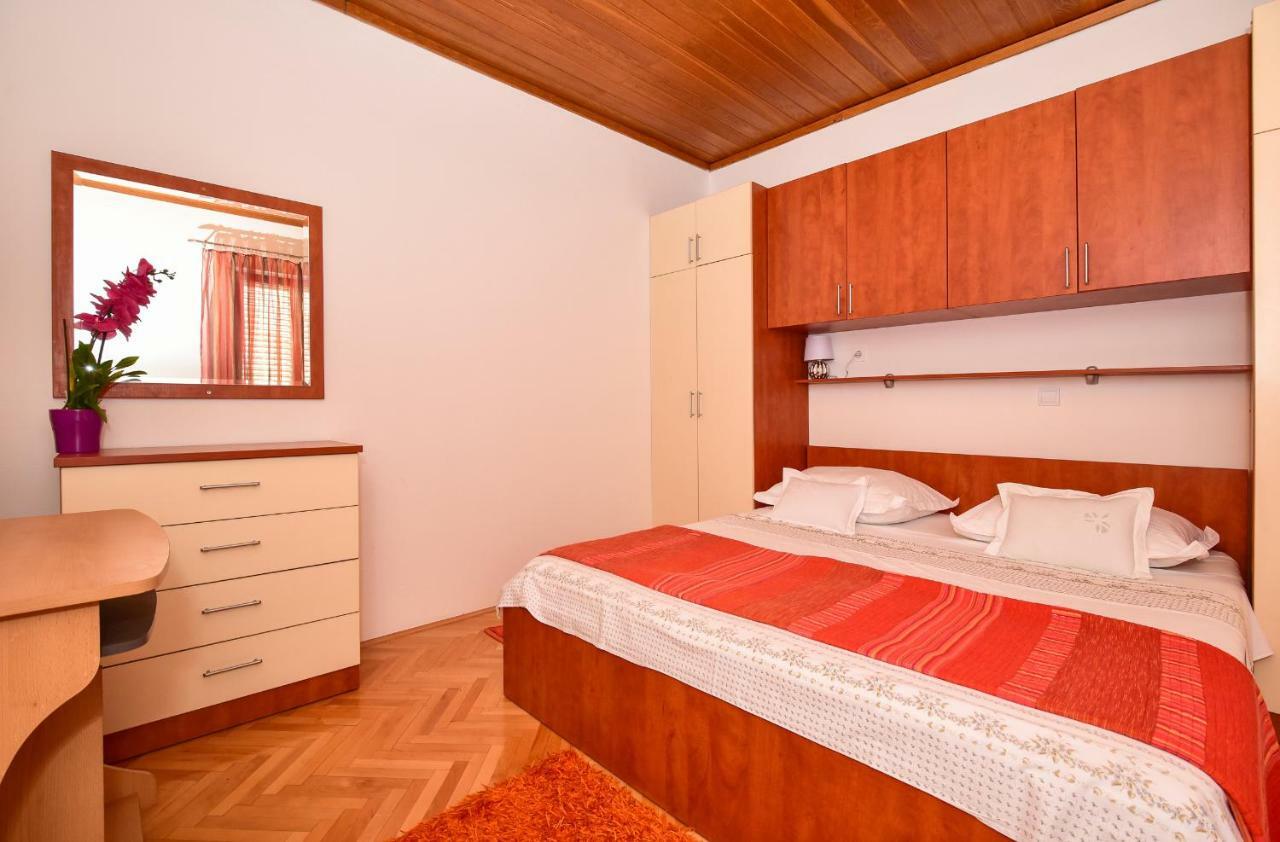 Antonio Appartement Makarska Buitenkant foto