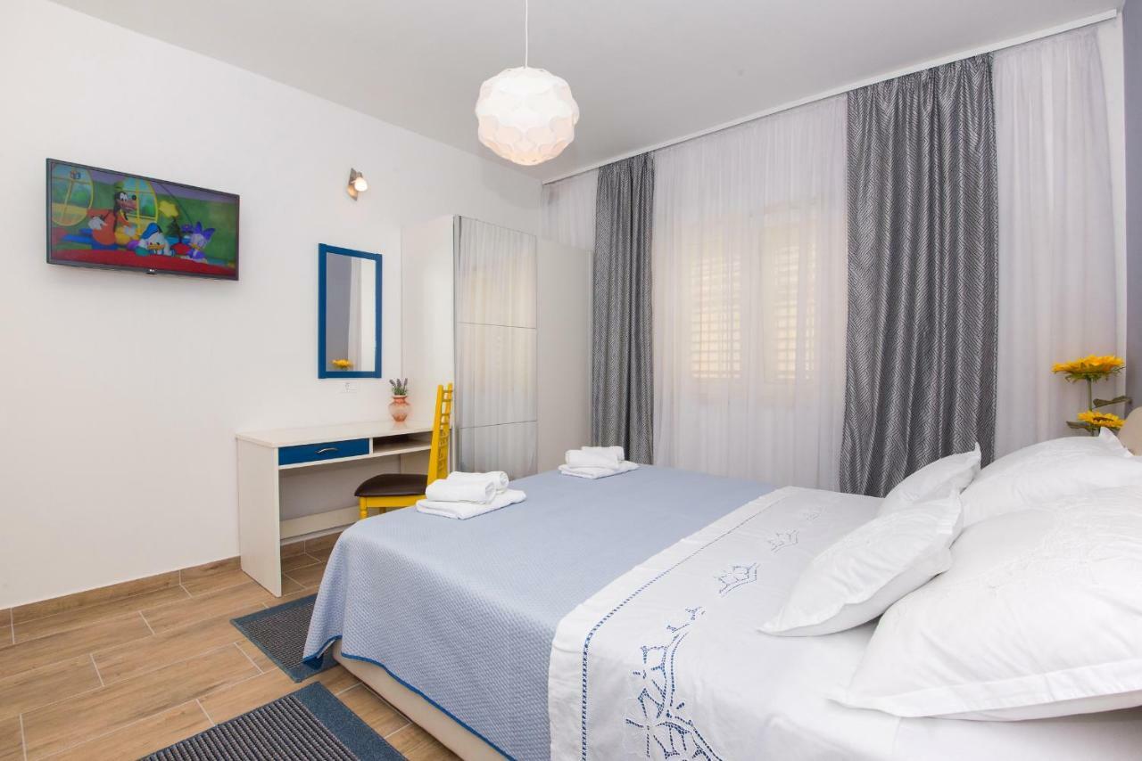 Antonio Appartement Makarska Buitenkant foto