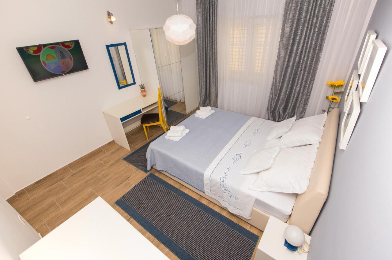 Antonio Appartement Makarska Buitenkant foto